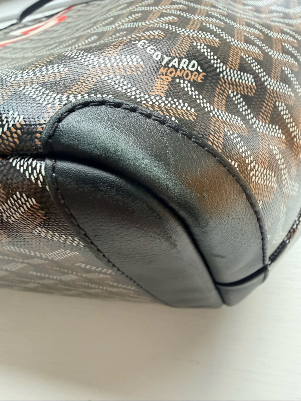 Goyard Artois MM - Picture 9 of 15